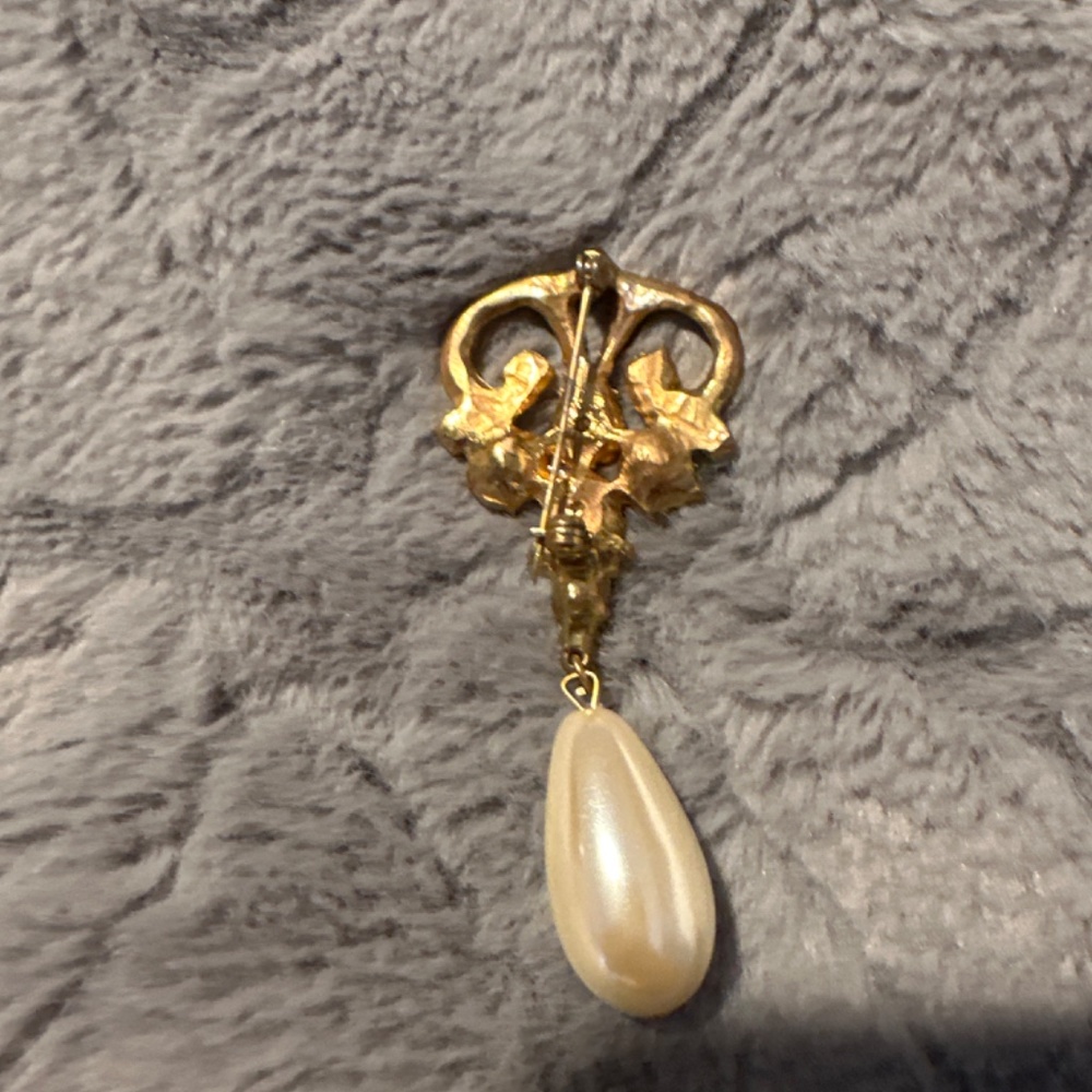 Beautiful brooch - Picture 4 of 4